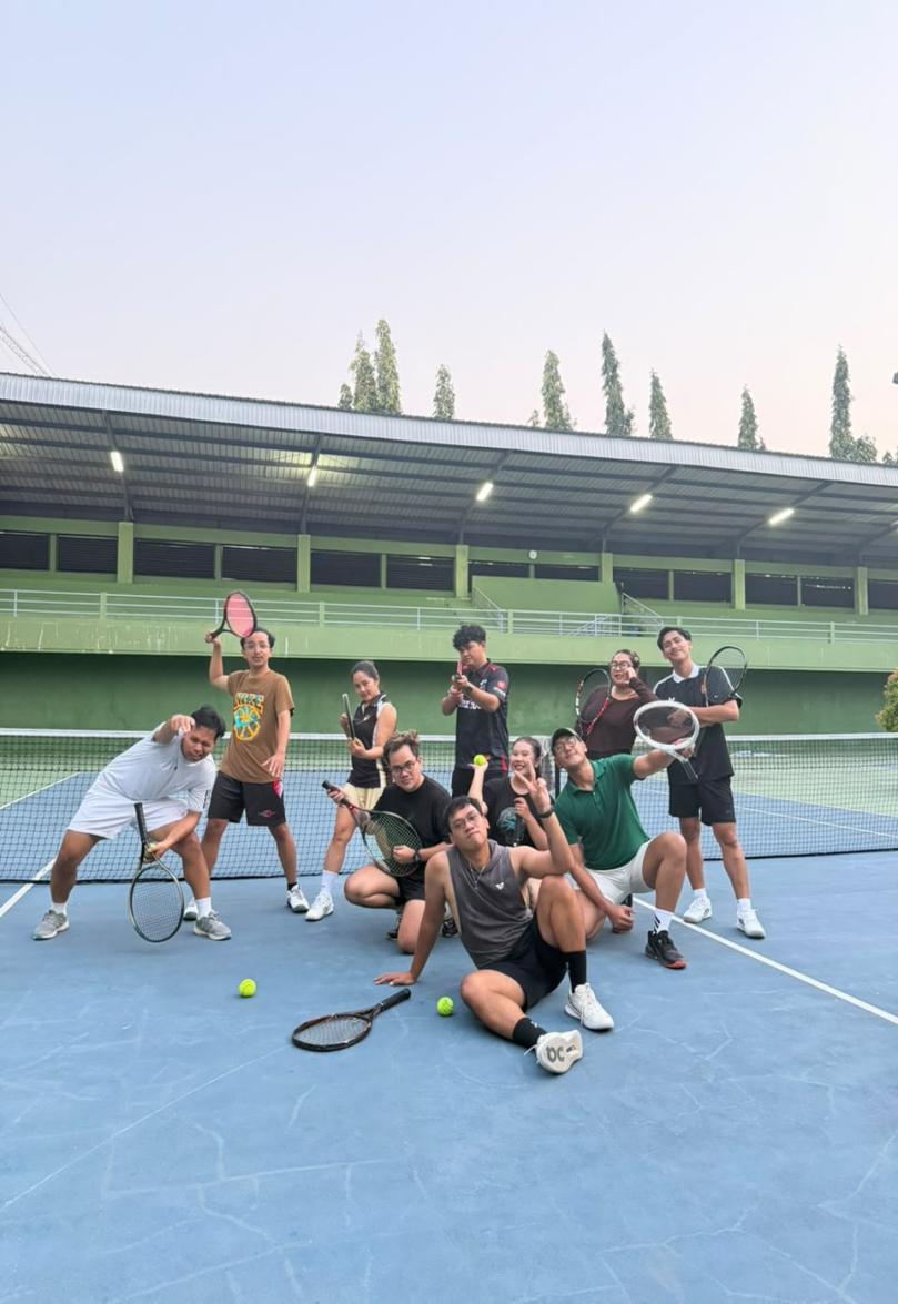 Sesi Komunitas TNC di Lapangan Tennis UNY